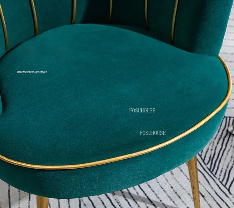 Living Room Chairs Luxury Living Room Furniture Creative Backrest Armchair Home Soft Cushion Bedroom Makeup Chair z
