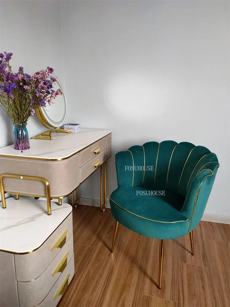 Living Room Chairs Luxury Living Room Furniture Creative Backrest Armchair Home Soft Cushion Bedroom Makeup Chair z